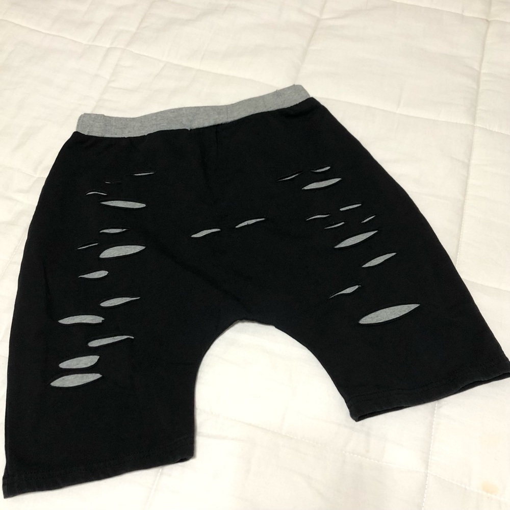 LIL XO KINGS Hipster Black Ripped Shorts • 6/7